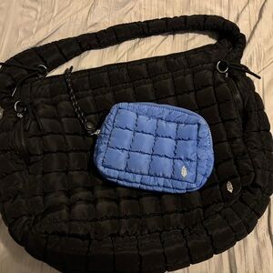 Free People Quilted Carry All Bag, Black, EUC w/quilted mini case, Blueberry.